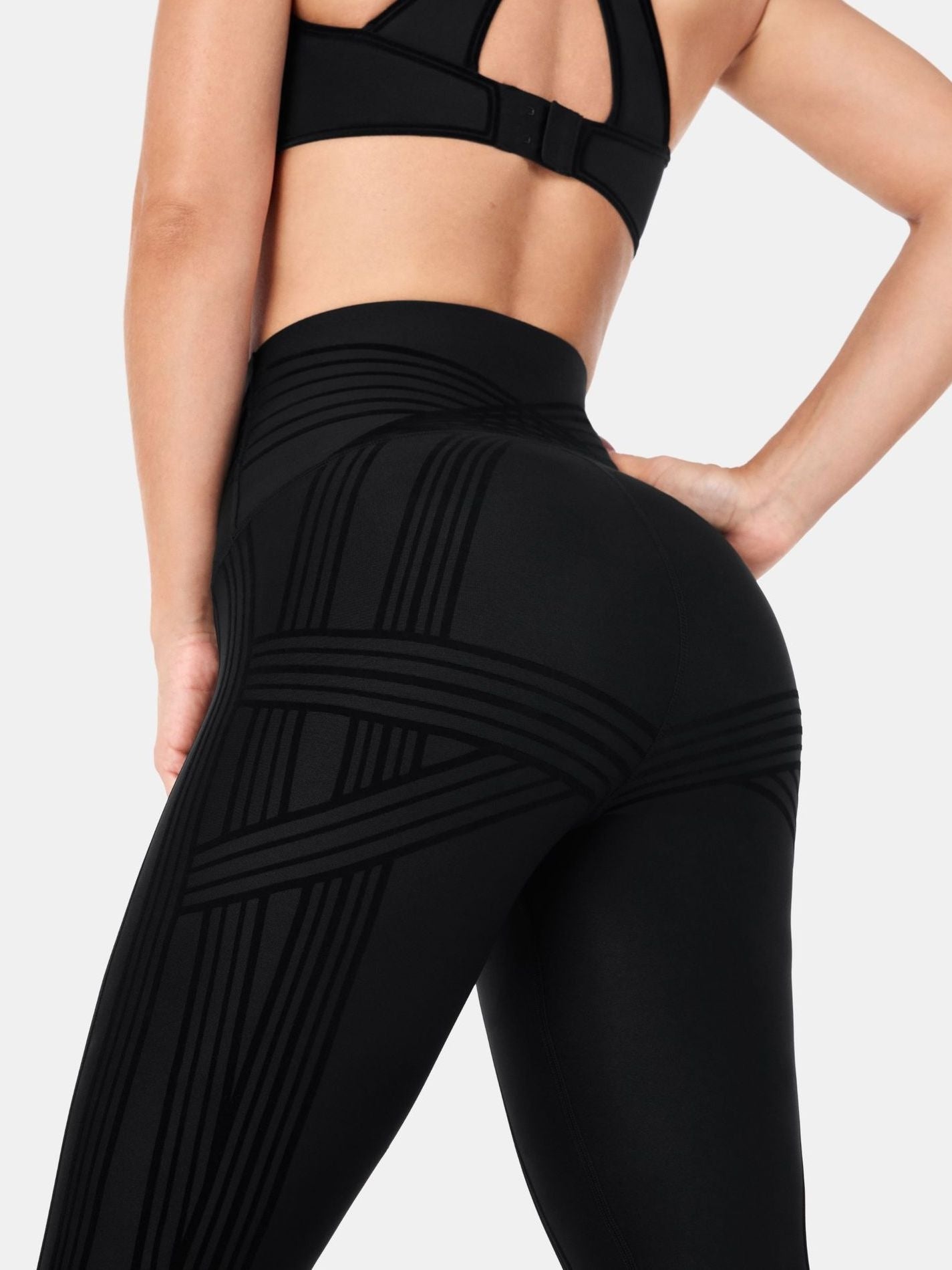 PowerBand Resistance High Intensity 7/8 Leggings (Reversible Wear)