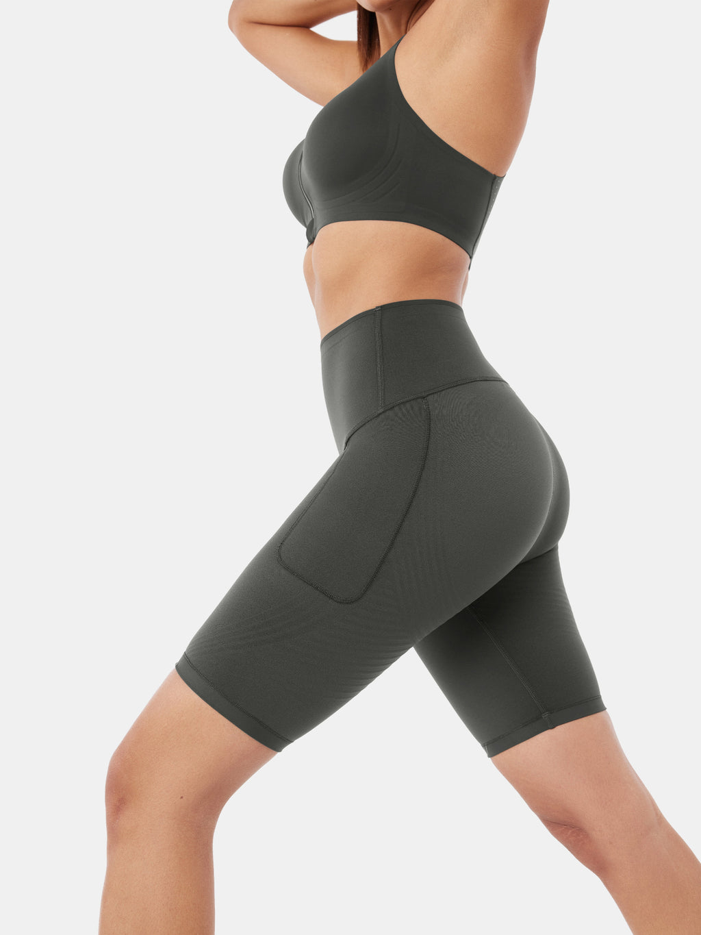 Body Sculpt Side Pocket 9" Biker Shorts (Reversible Wear)