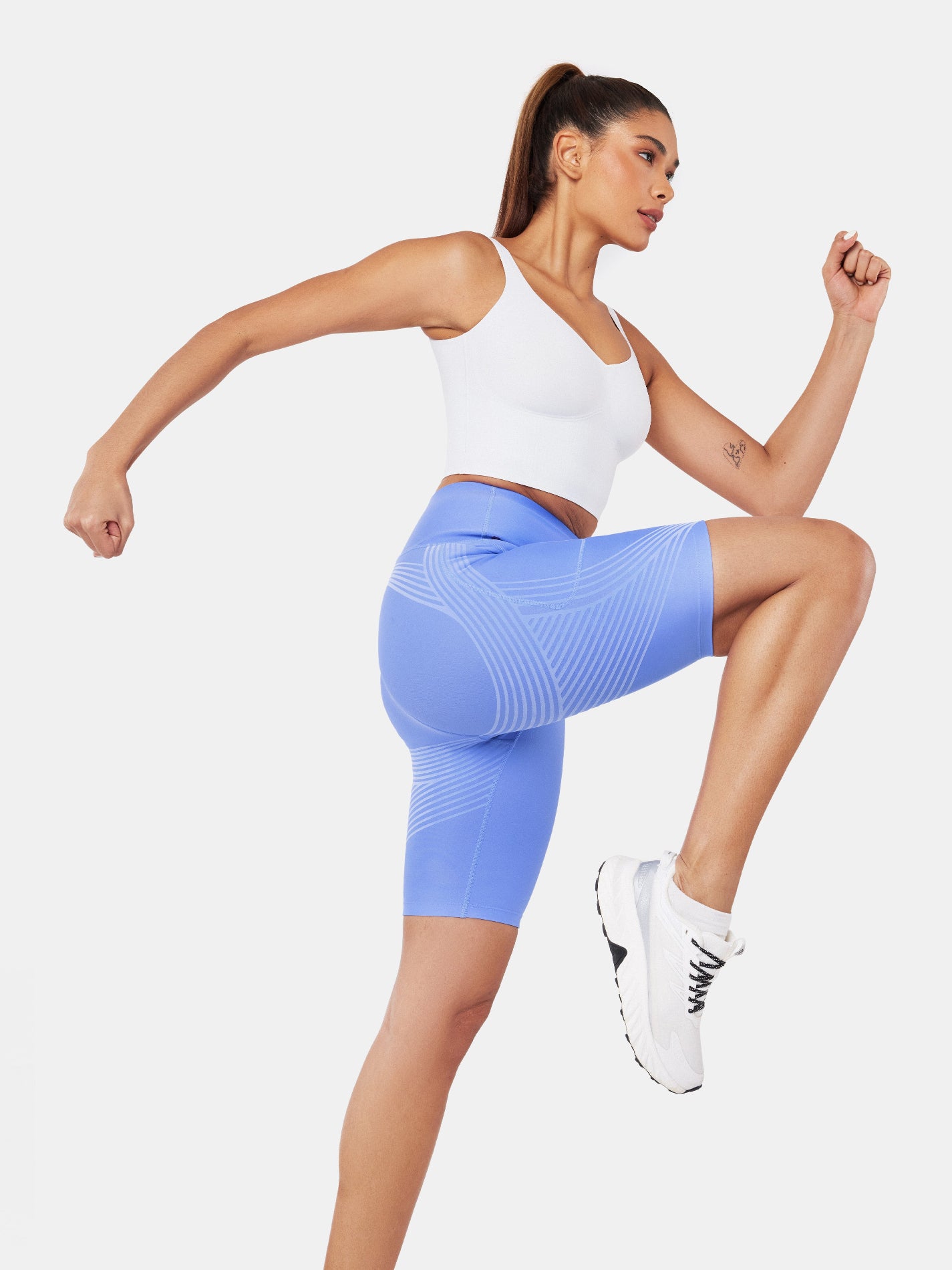Body Sculpt Side Pocket 9" Biker Shorts (Reversible Wear)
