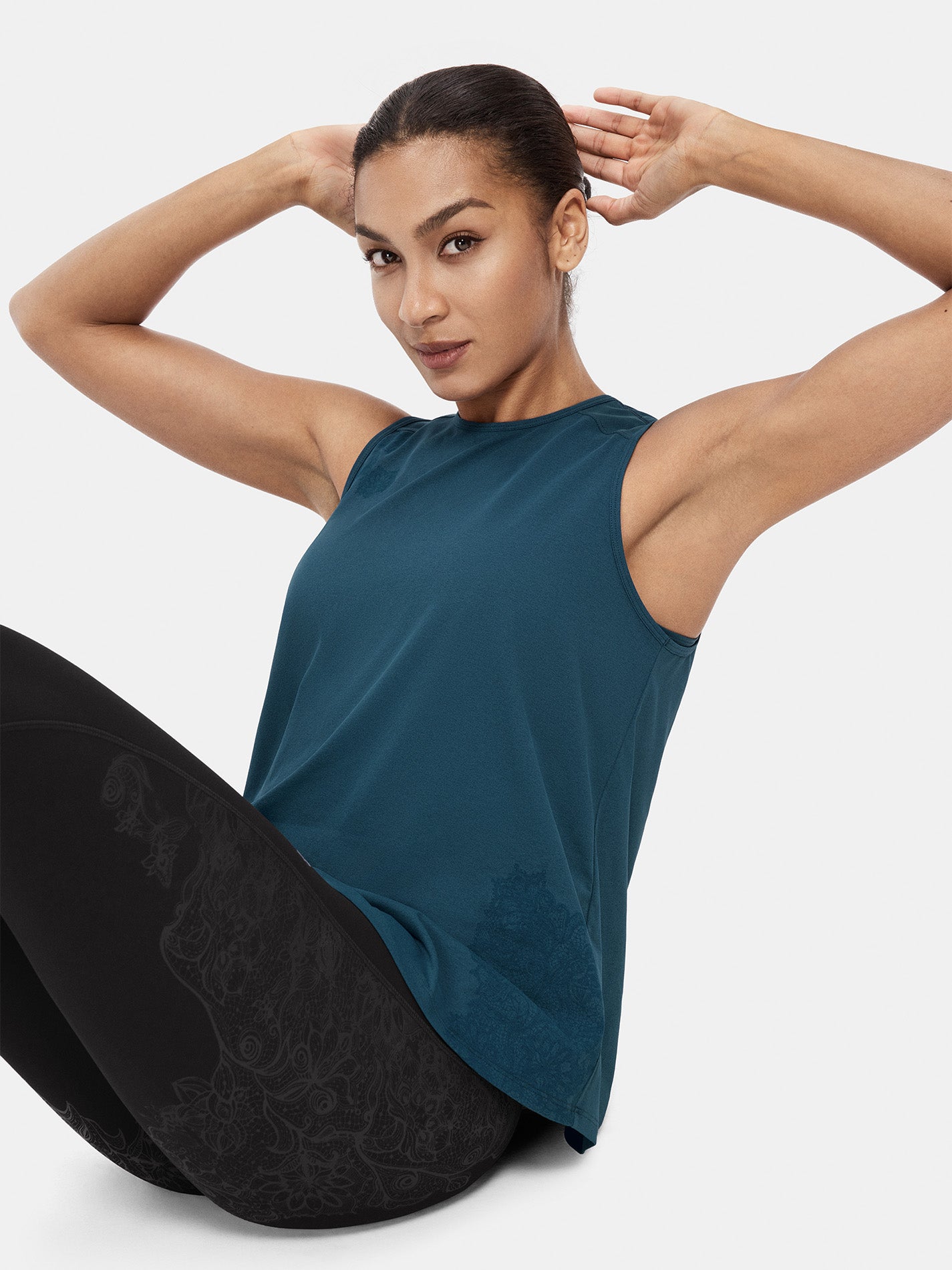 Body Sculpt CalmWave Tank Top (Built-in Bra)