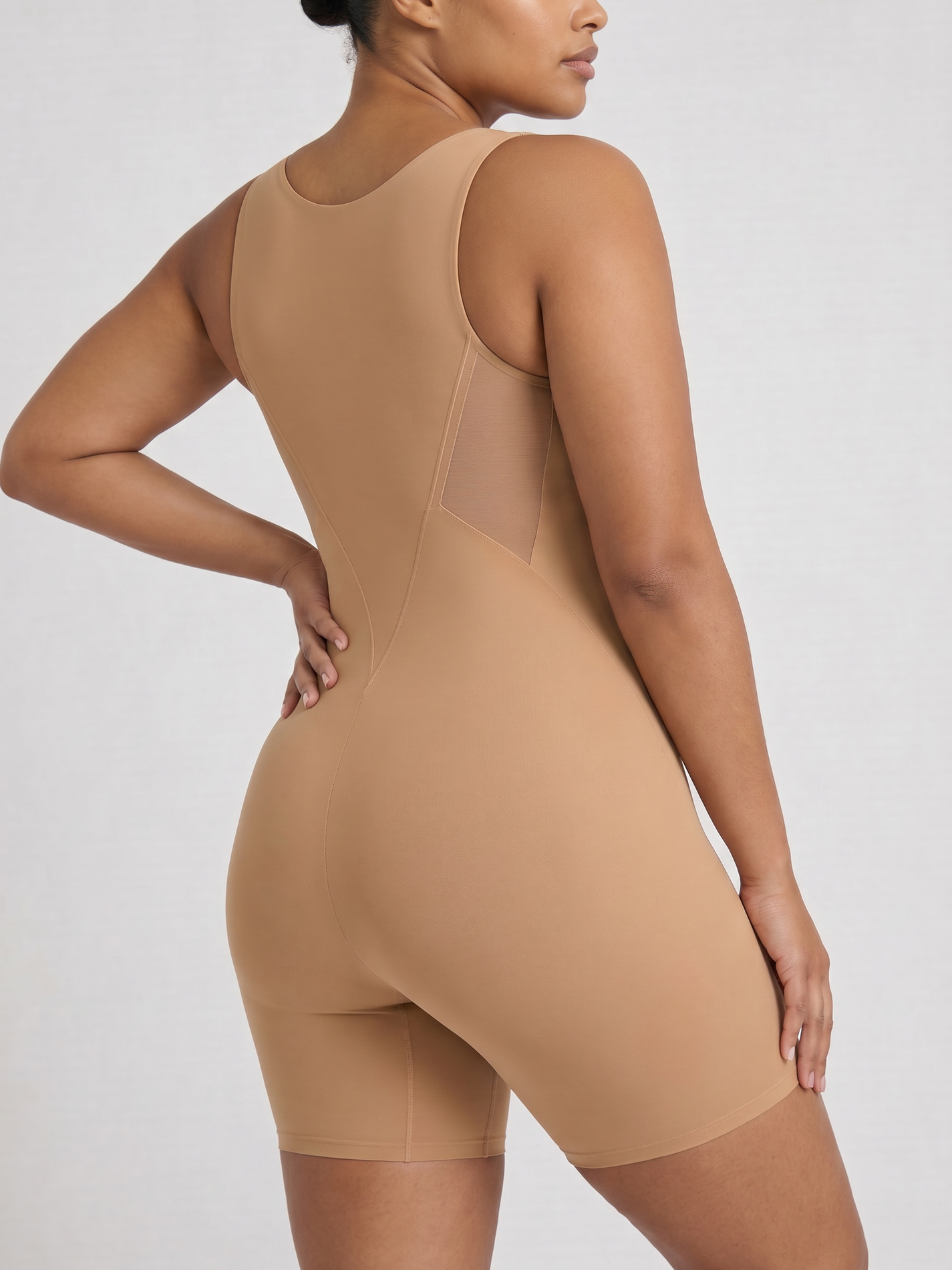 SculptForm Mid-Thigh Bodysuit (Built-in Bra)