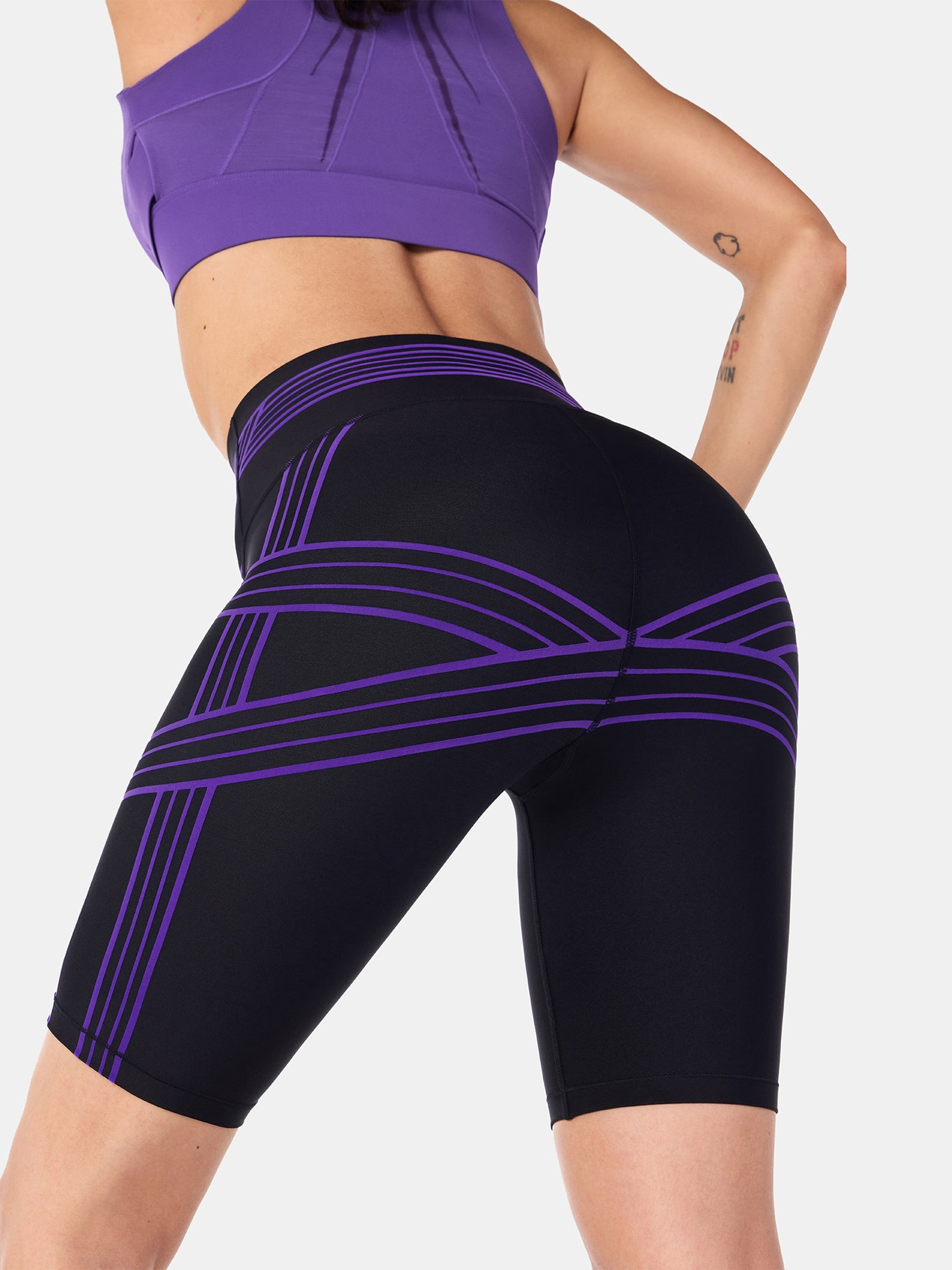 PowerBand Resistance 9" Biker Shorts (Reversible Wear)