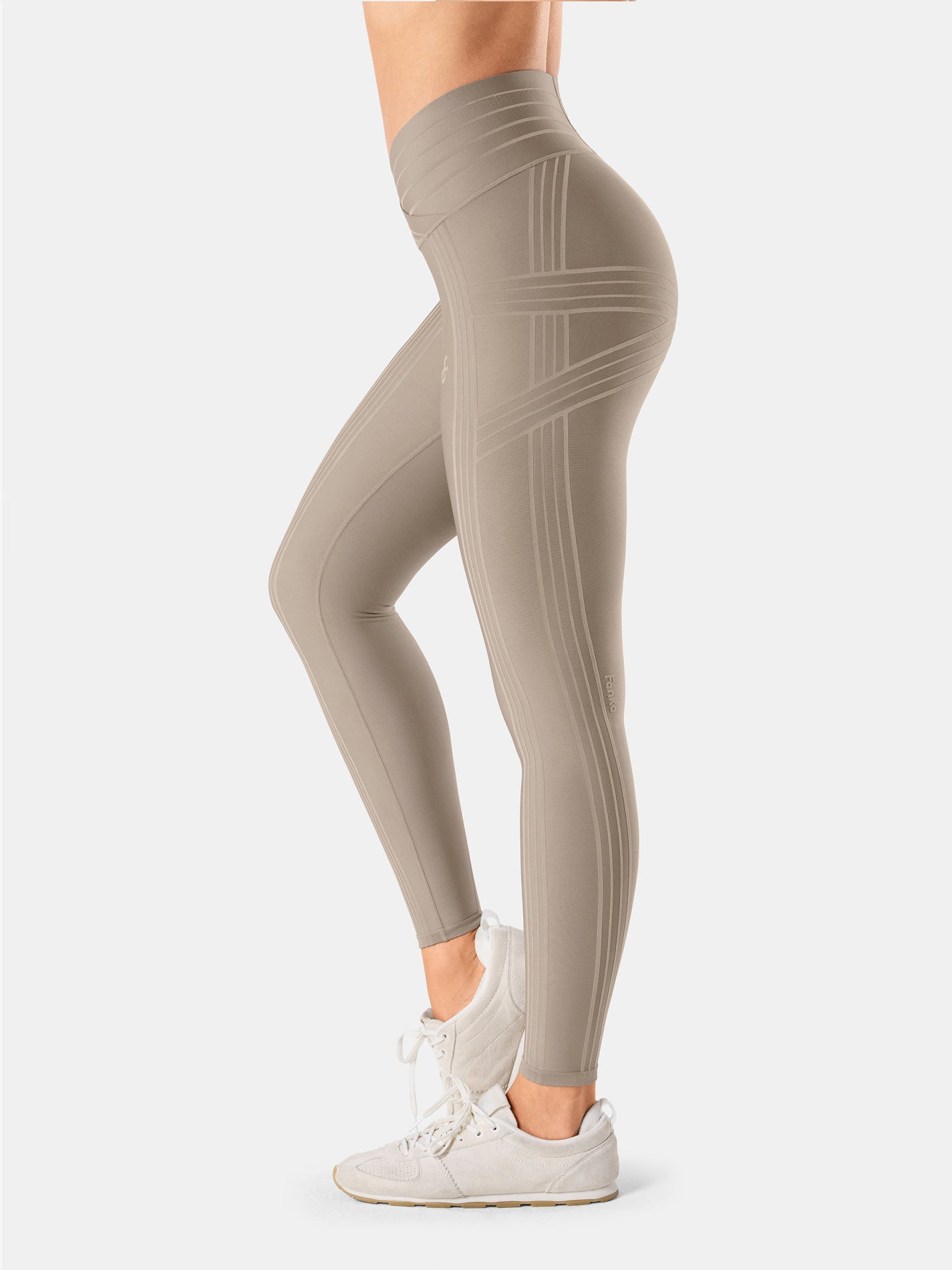 PowerBand Resistance V-Waist Leggings (Reversible Wear)